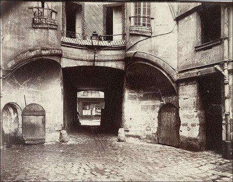 Eugène Atget, The courtyard at rue du Dragon, album of Man Ray, George Eastman House