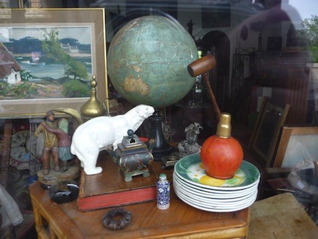 Affordable antiques in the Caulaincourt neighborhood, in the 18th Arrondissement of Paris