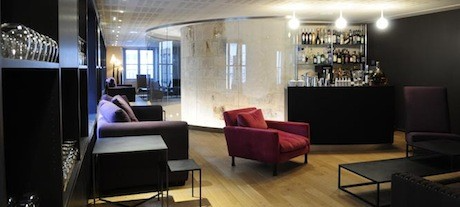 The lounge at Un Dimanche à Paris