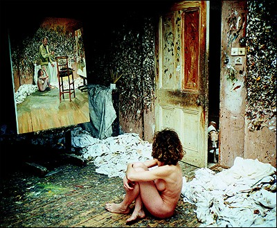 David Dawson, Naked Admirer, 2004. Photograph. © David Dawson, courtesy Hazlitt Holland-Hibbert, Londres