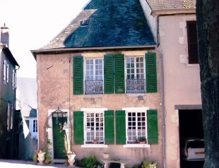 House in Burgundy