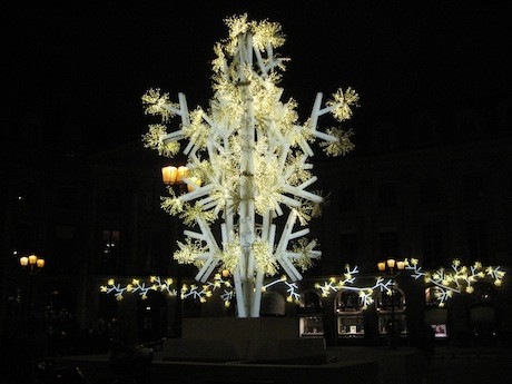 Holiday lights at the Place Vendôme